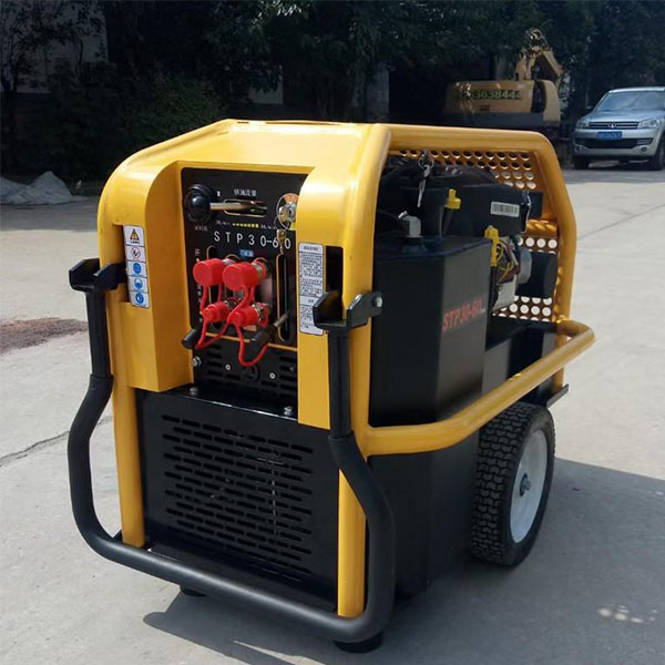 Push hand hydraulic power station