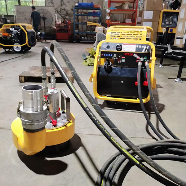 Push hand hydraulic power station