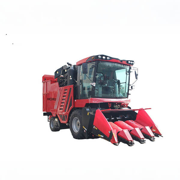 Self-propelled corn harvester
