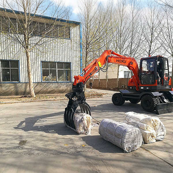 Wheel bag grabber